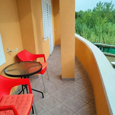 Lipa Apartman