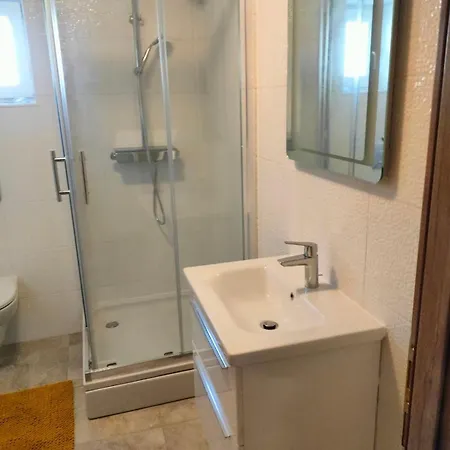 Apartment Lipa *